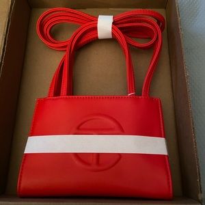 🗣Authentic small red Telfar bag🔥